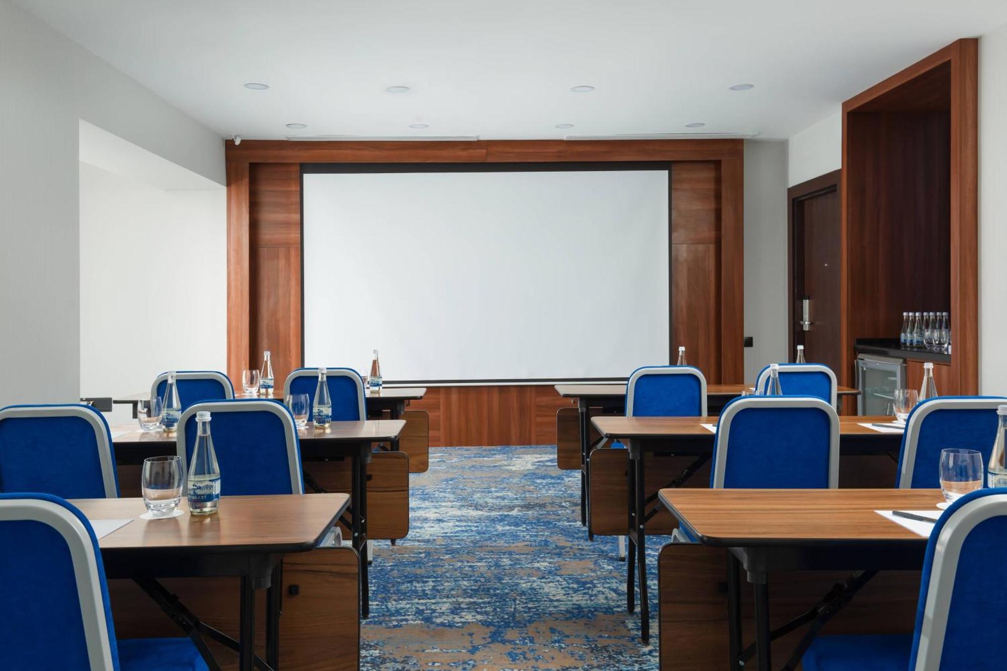 Hotel Courtyard By Marriott Taszkent Zewnętrze zdjęcie