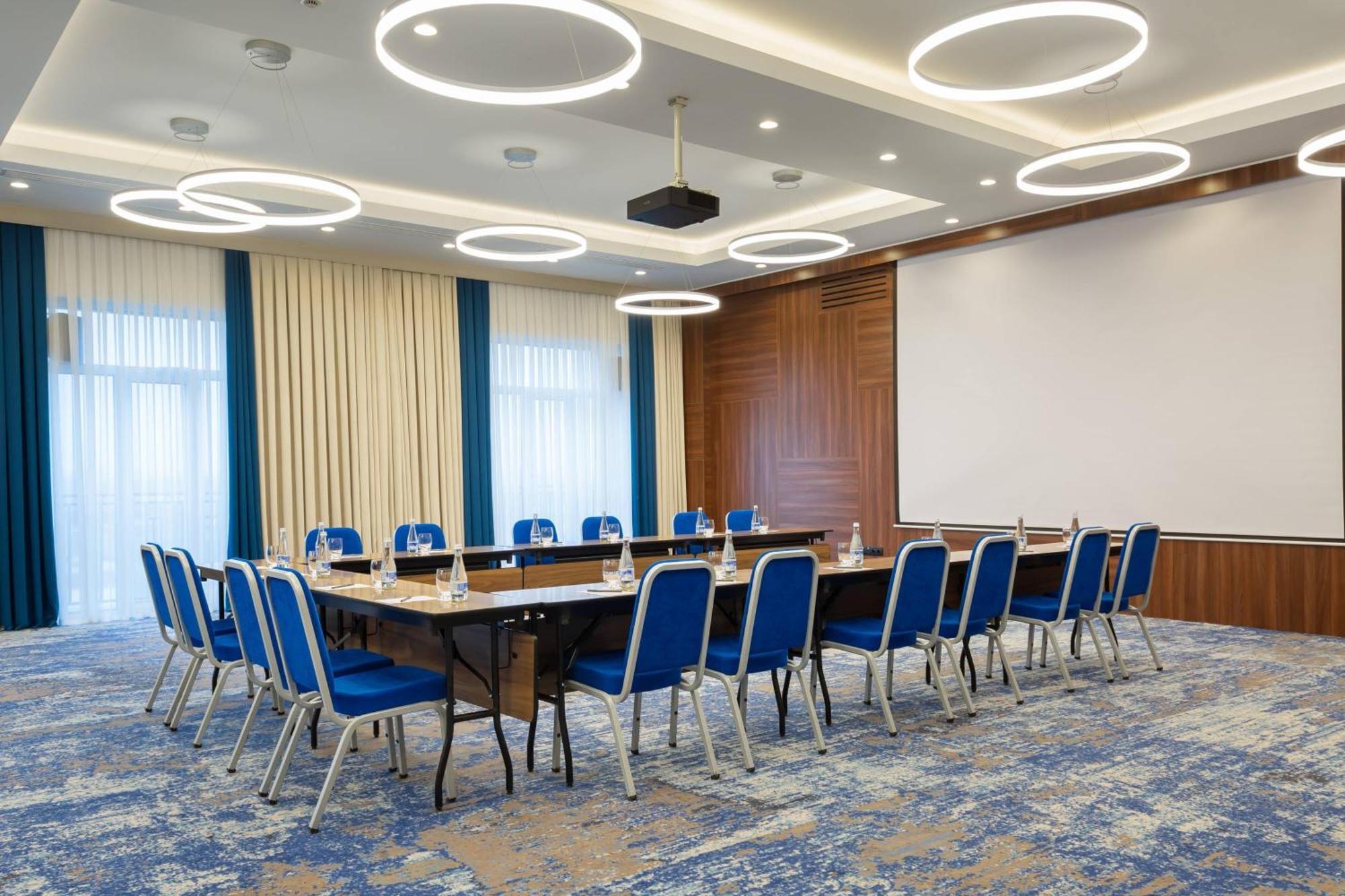 Hotel Courtyard By Marriott Taszkent Zewnętrze zdjęcie