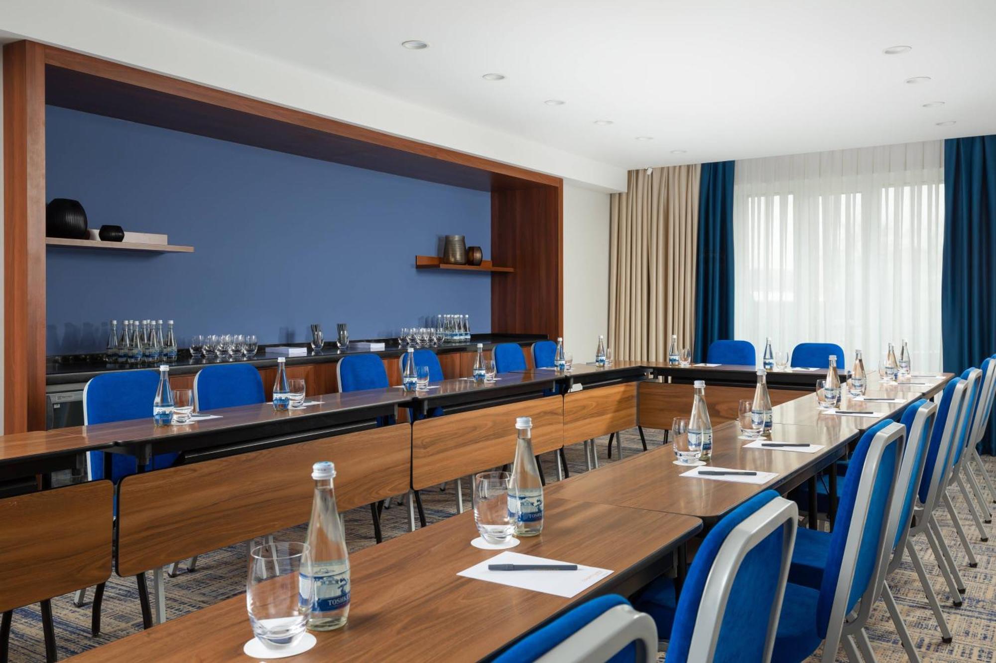 Hotel Courtyard By Marriott Taszkent Zewnętrze zdjęcie