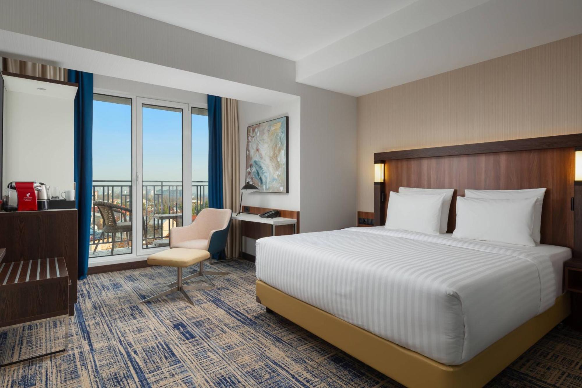 Hotel Courtyard By Marriott Taszkent Zewnętrze zdjęcie