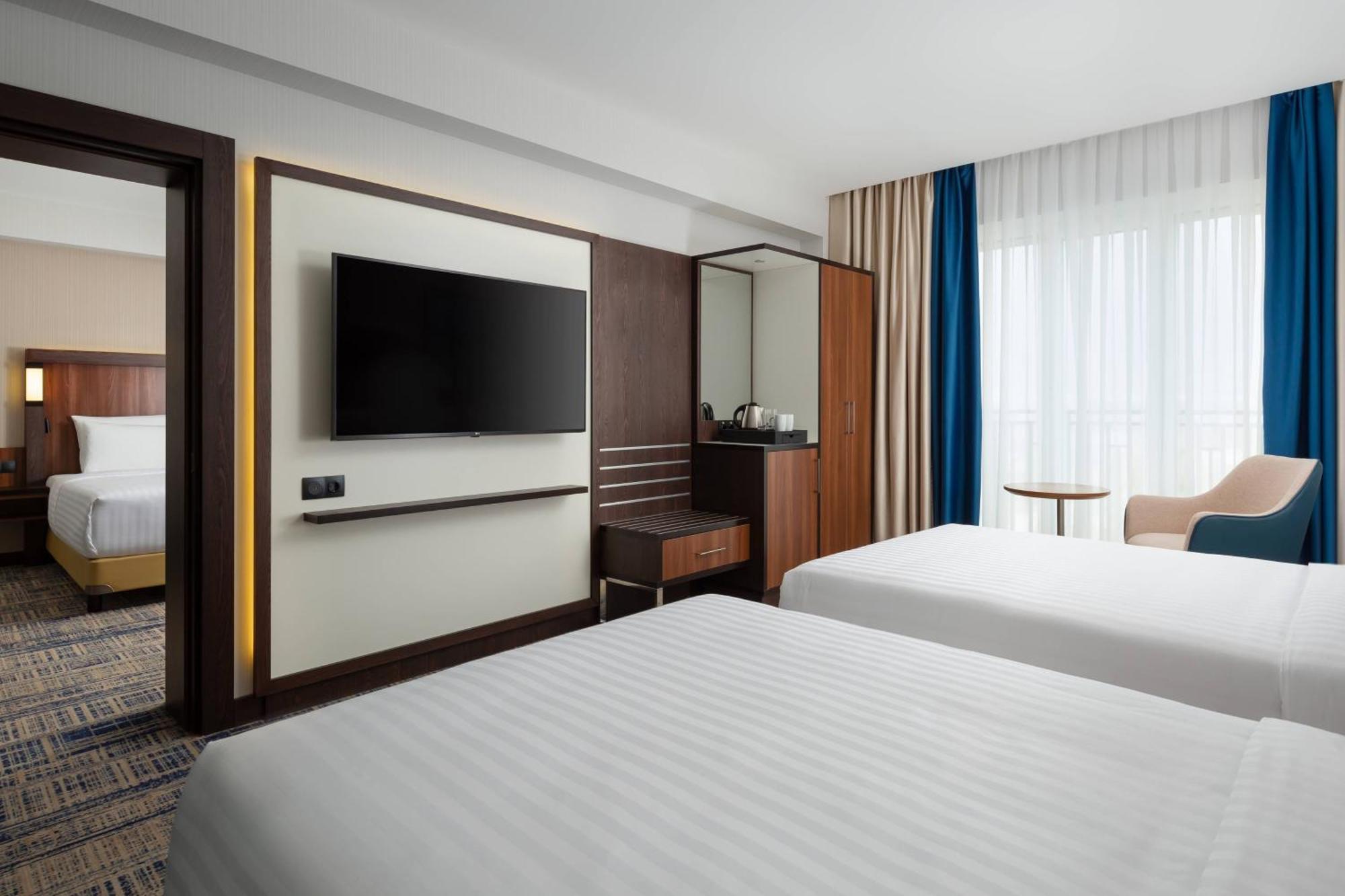 Hotel Courtyard By Marriott Taszkent Zewnętrze zdjęcie